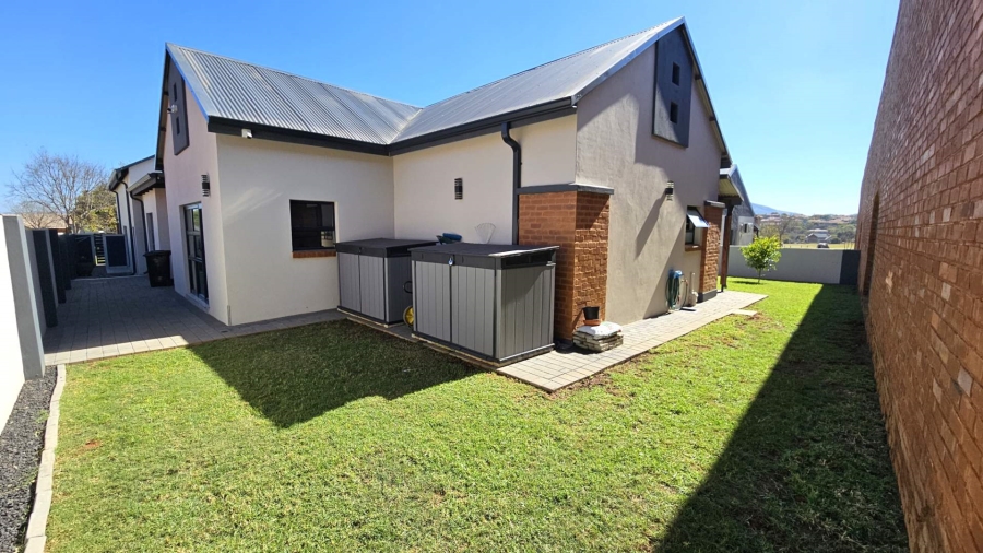 3 Bedroom Property for Sale in Meerhof North West